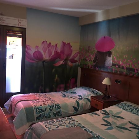 Hostal Gonzalez グアダラマ 部屋 写真