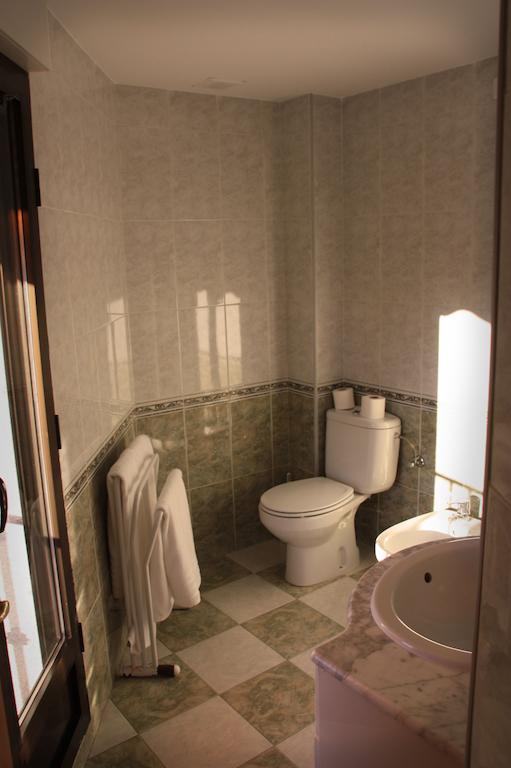 Hostal Gonzalez グアダラマ 部屋 写真
