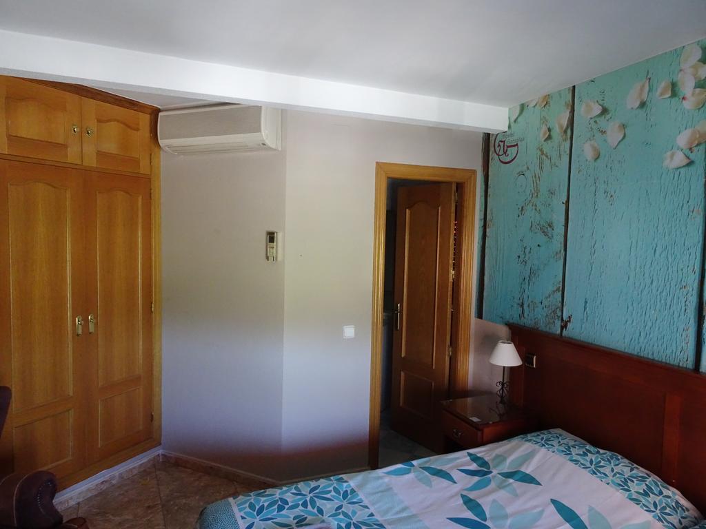Hostal Gonzalez グアダラマ エクステリア 写真