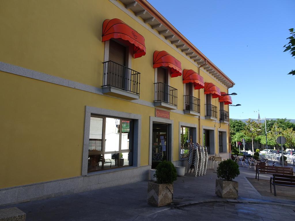 Hostal Gonzalez グアダラマ エクステリア 写真